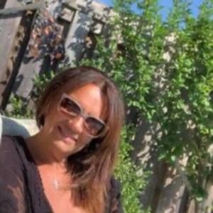 Meet your Posher, Nadia